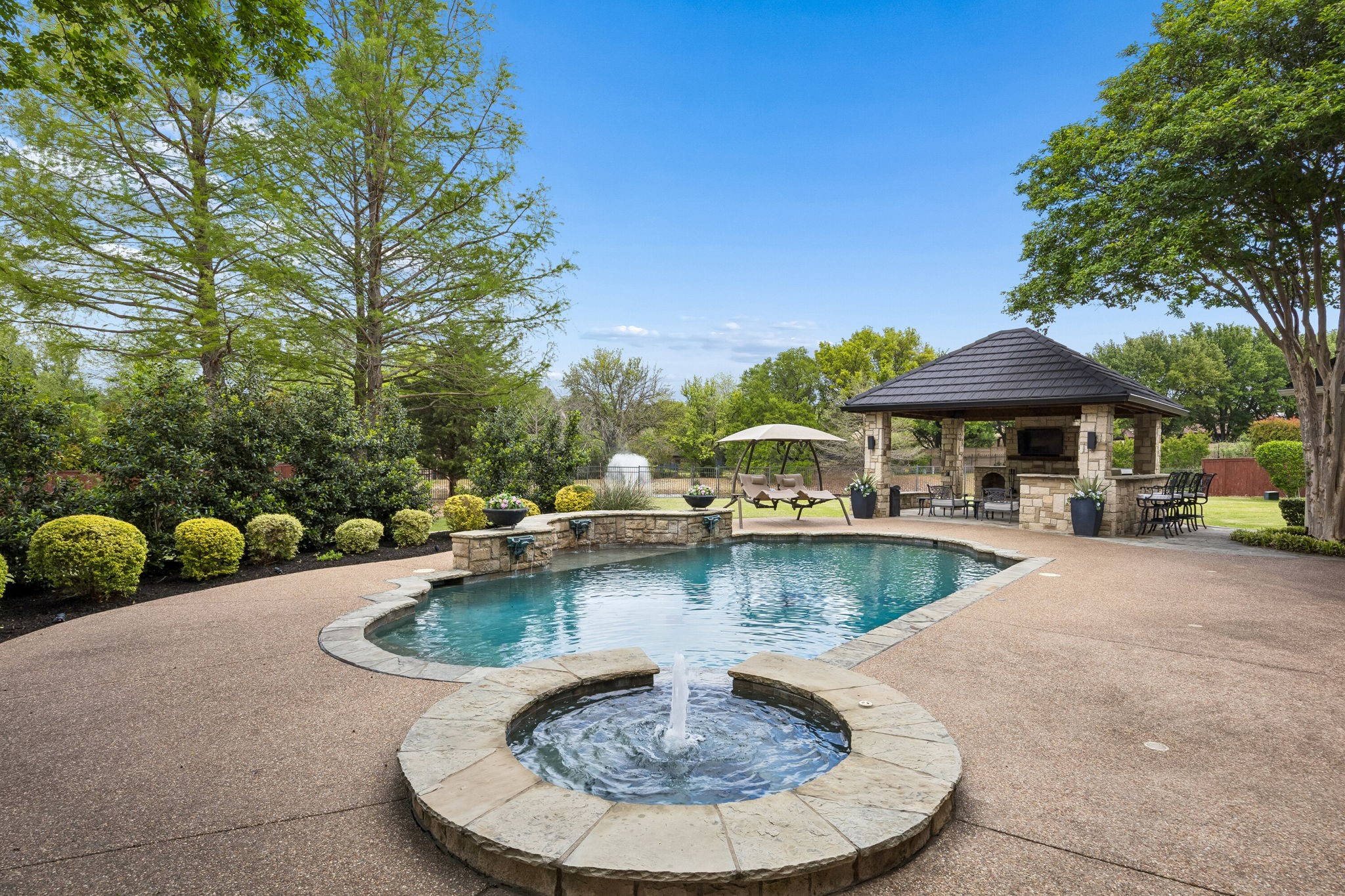 1420 Laurel Lane Southlake TX 76092