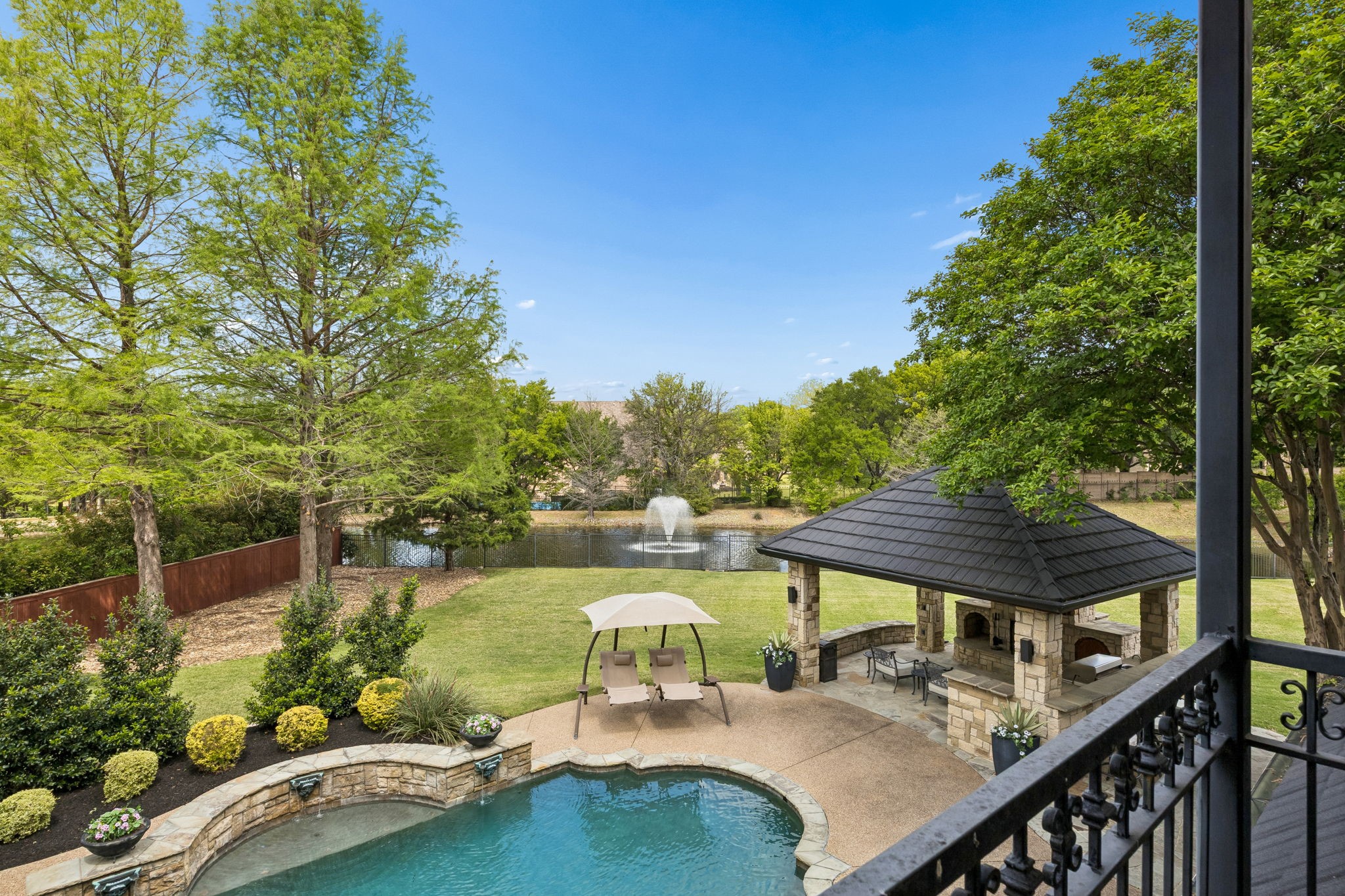1420 Laurel Lane Southlake TX 76092
