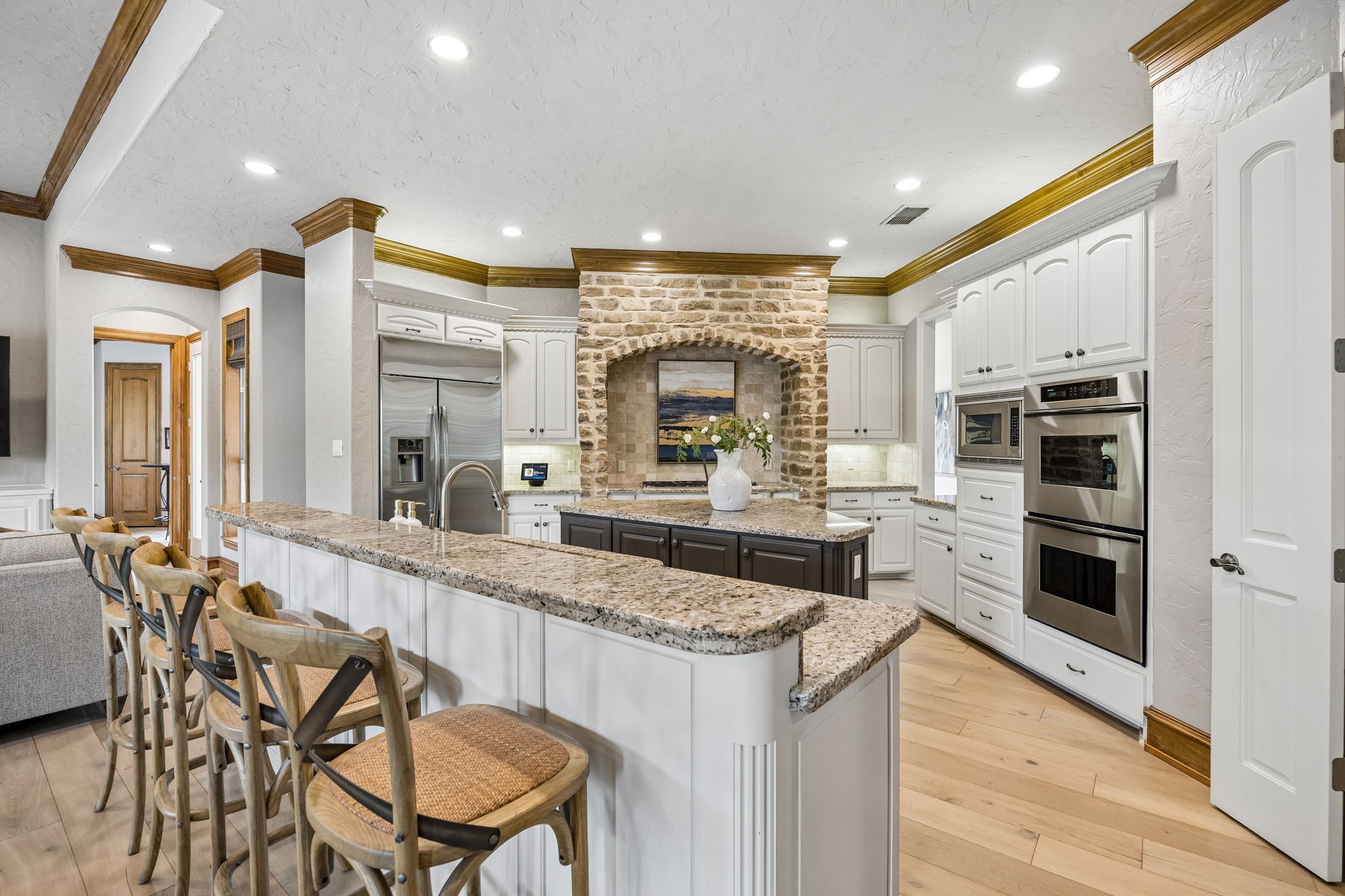 1420 Laurel Lane Southlake TX 76092
