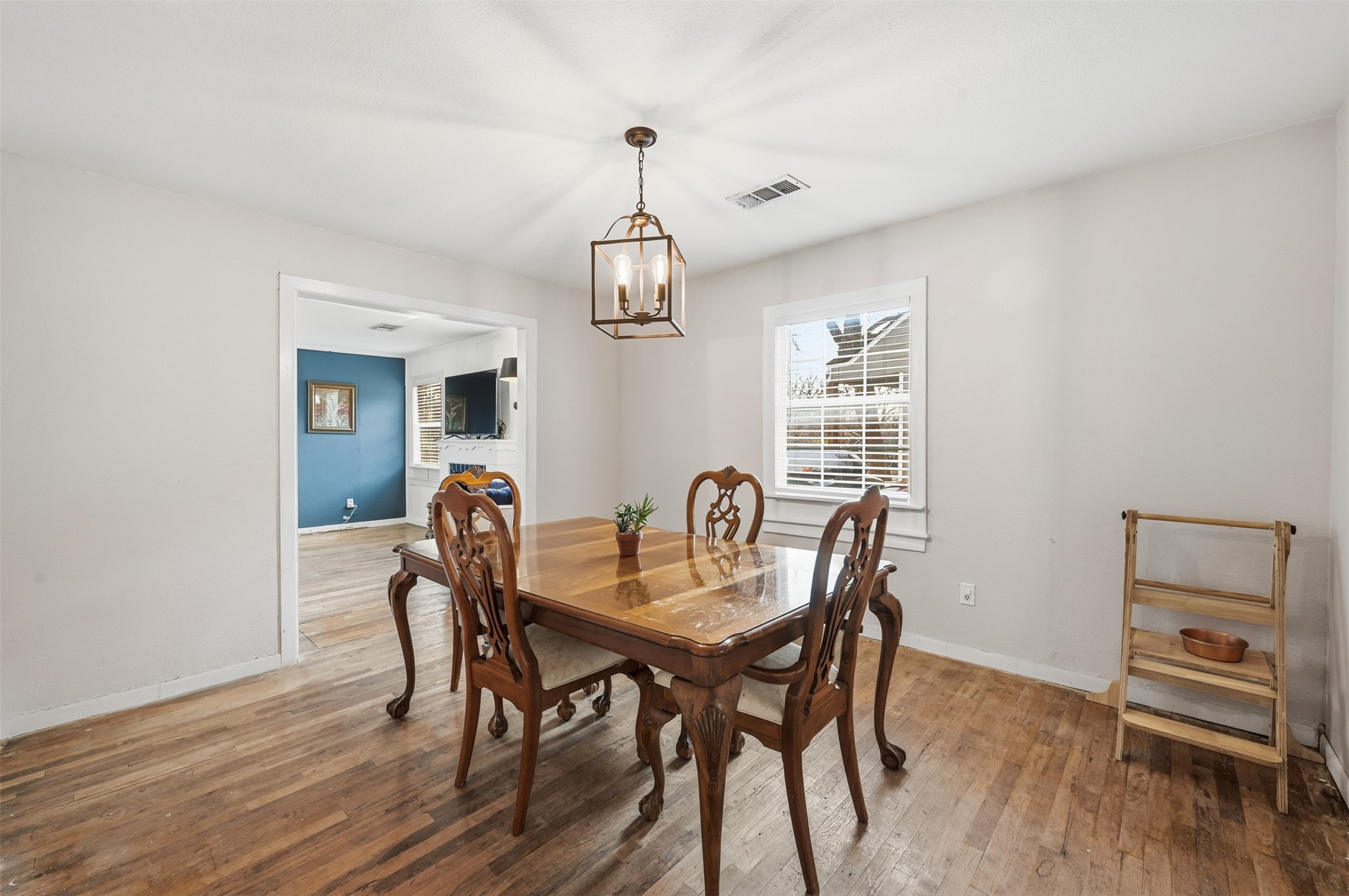 2129 Cardinal Lane Fort Worth TX 76111