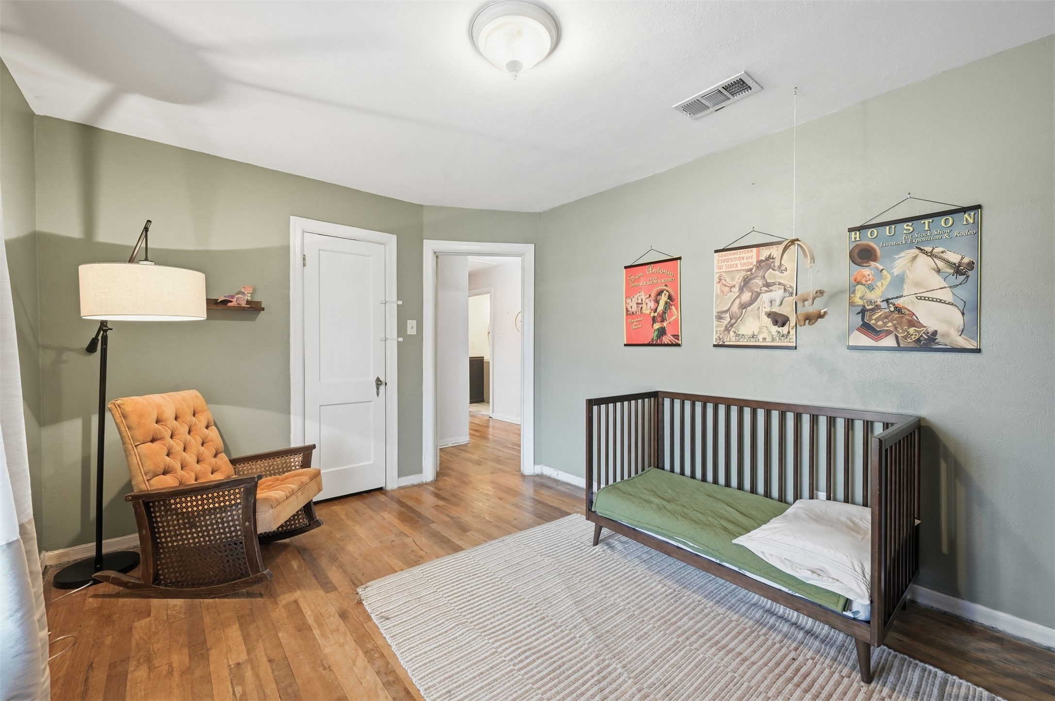 2129 Cardinal Lane Fort Worth TX 76111