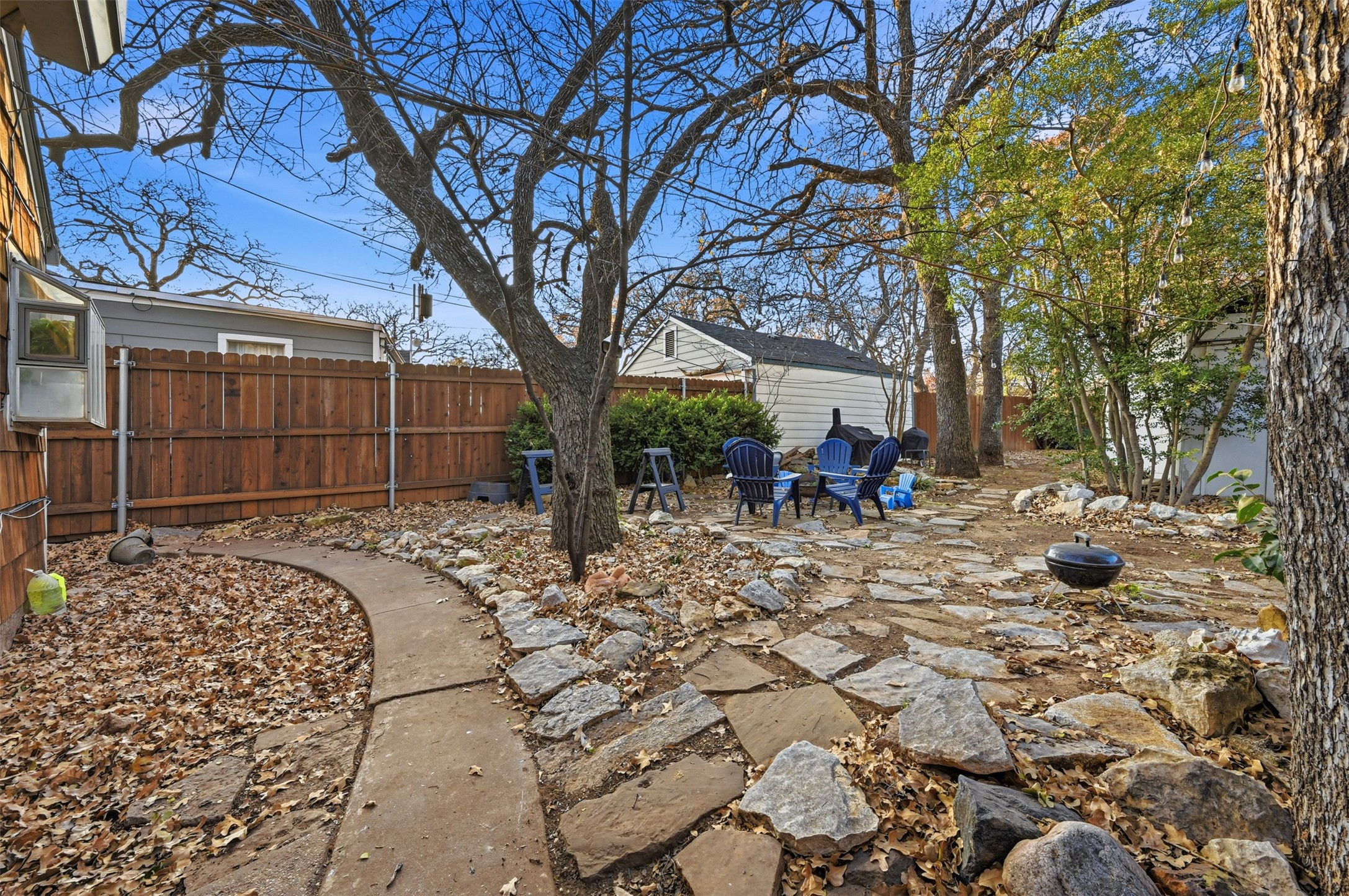 2129 Cardinal Lane Fort Worth TX 76111