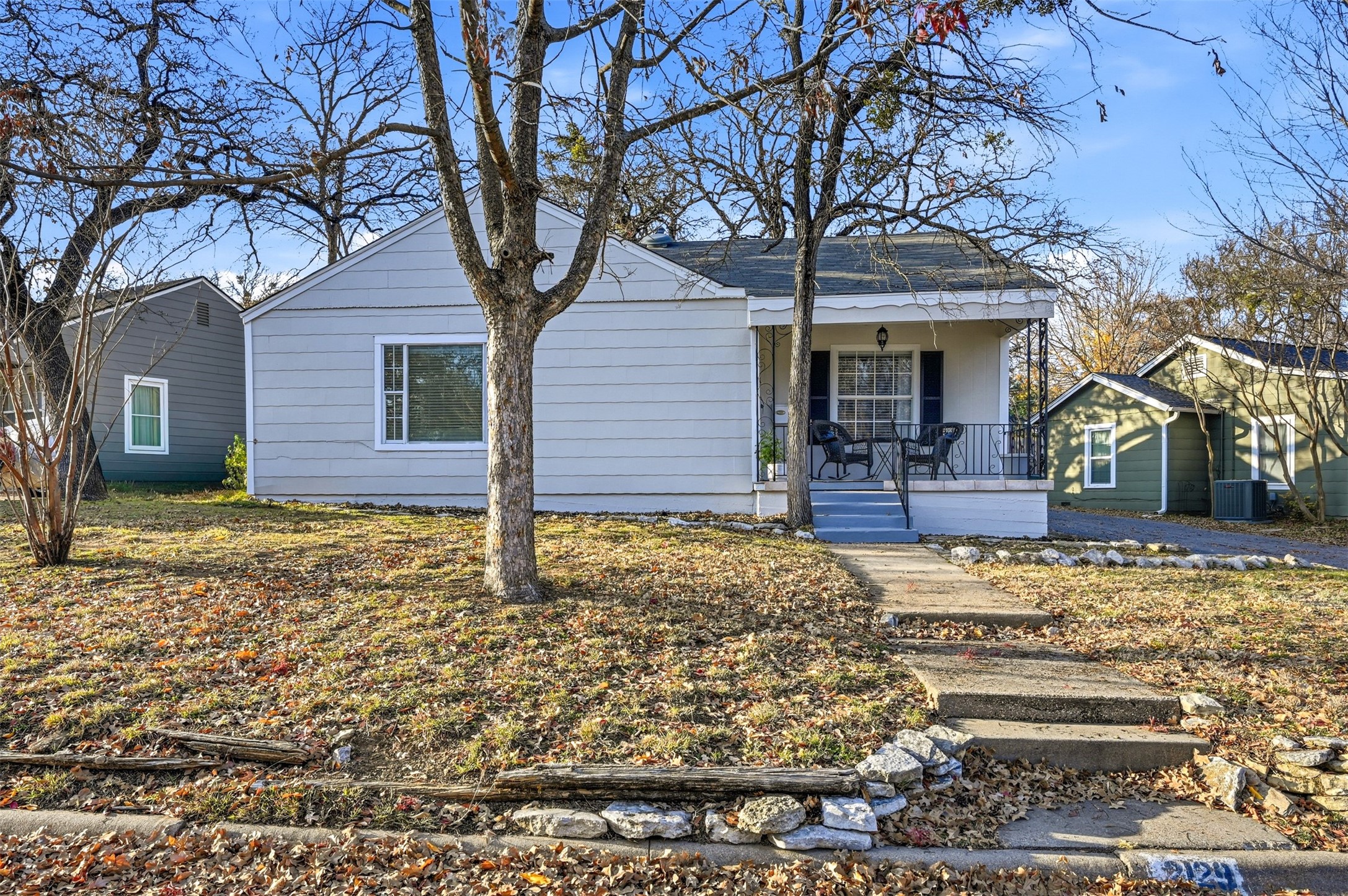 2129 Cardinal Lane Fort Worth TX 76111
