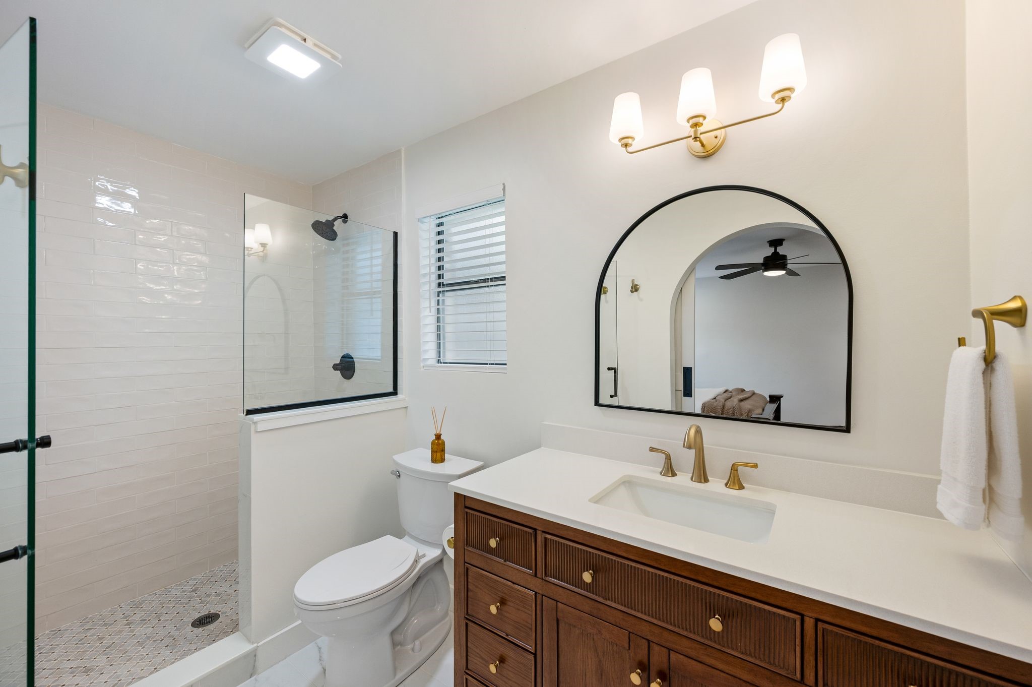 3004 Mossy Oak Lane Bedford TX 76021