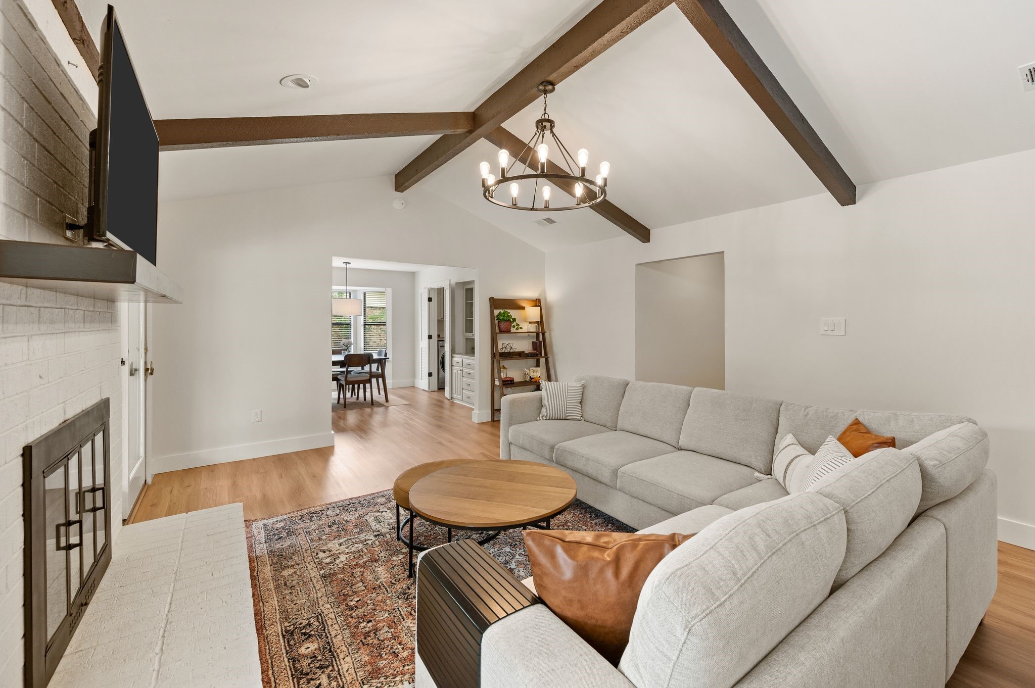 3004 Mossy Oak Lane Bedford TX 76021