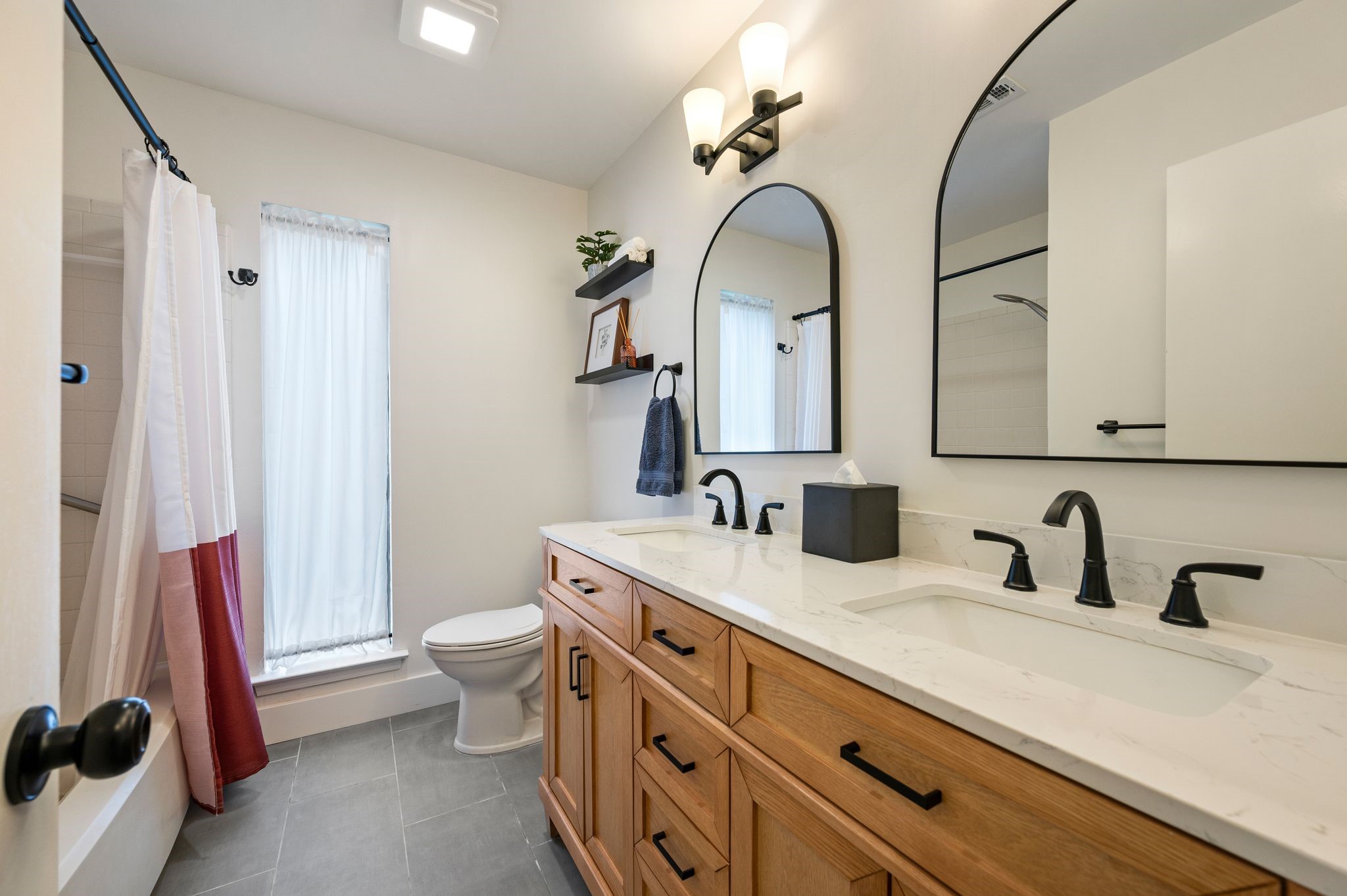 3004 Mossy Oak Lane Bedford TX 76021