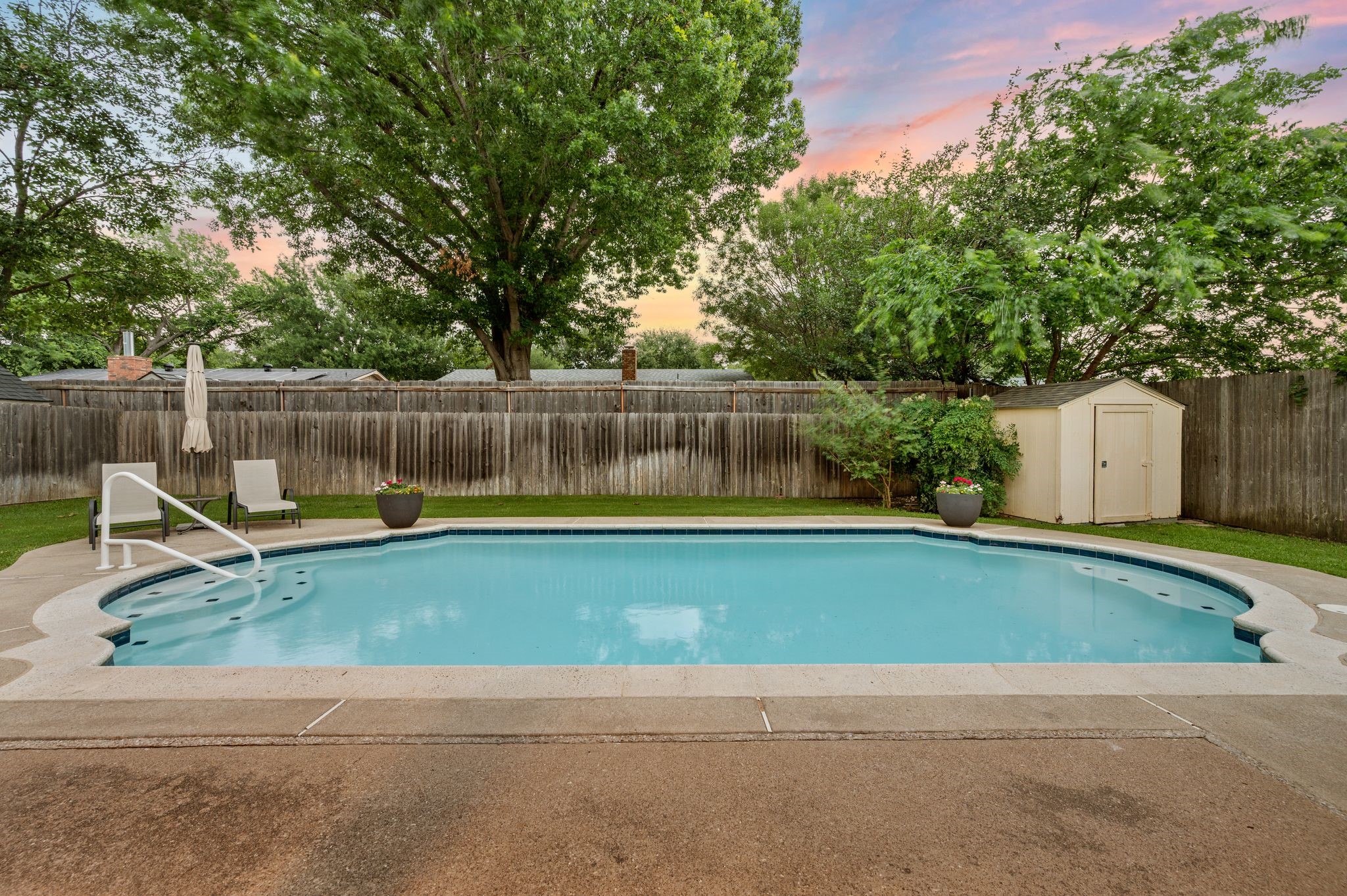 3004 Mossy Oak Lane Bedford TX 76021