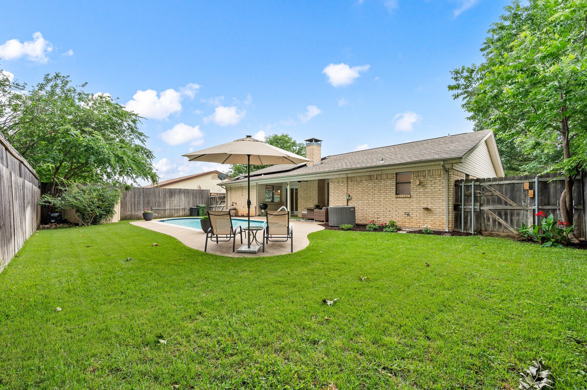 3004 Mossy Oak Lane Bedford TX 76021