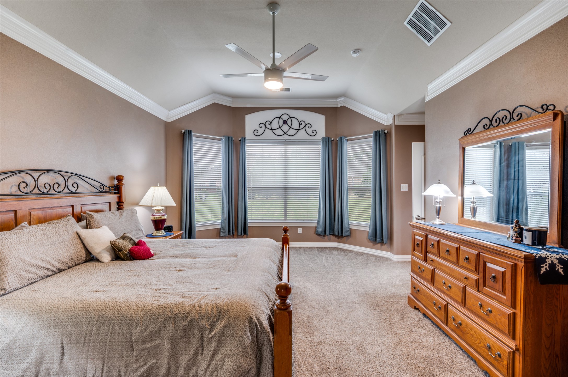 110 Paradise Cove Shady Shores TX 76208