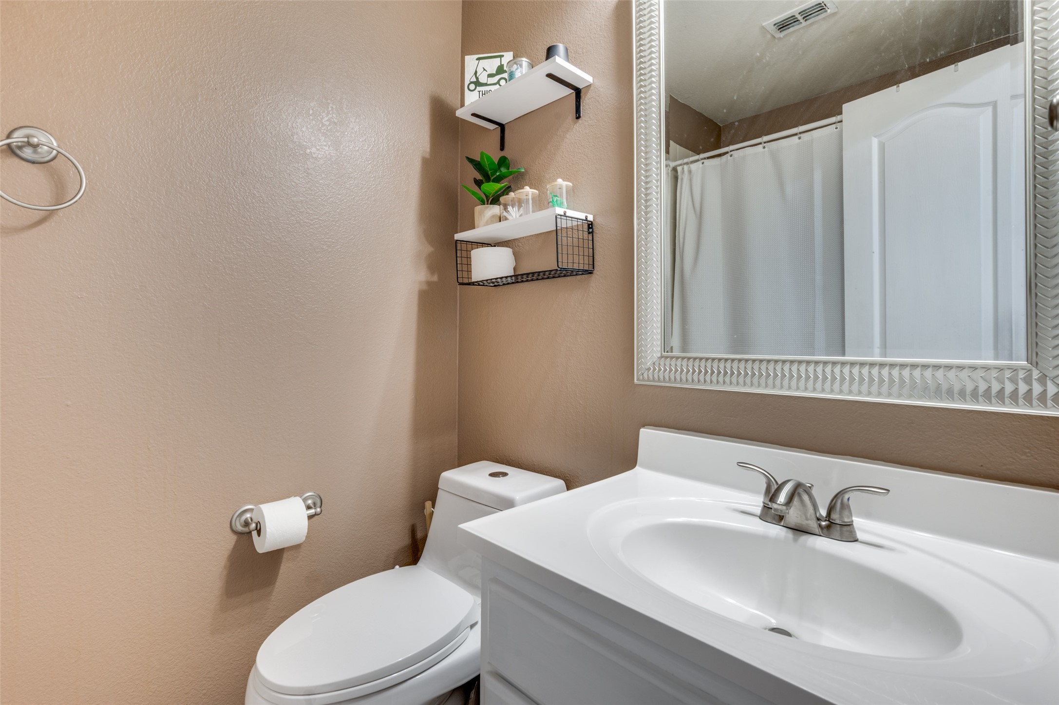 110 Paradise Cove Shady Shores TX 76208