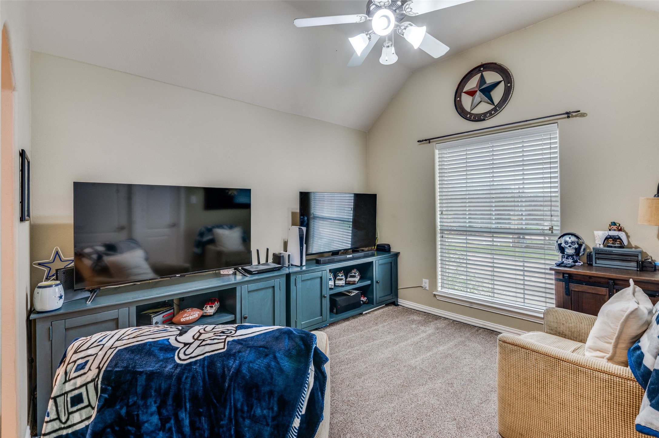 110 Paradise Cove Shady Shores TX 76208