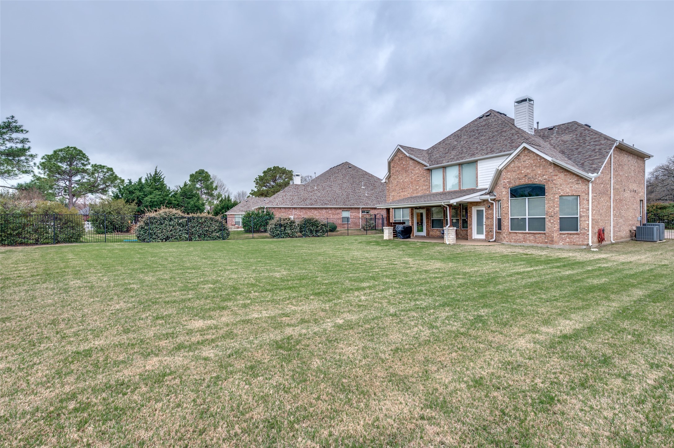 110 Paradise Cove Shady Shores TX 76208