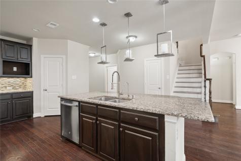 5812 Silverton Avenue Mckinney TX 75070