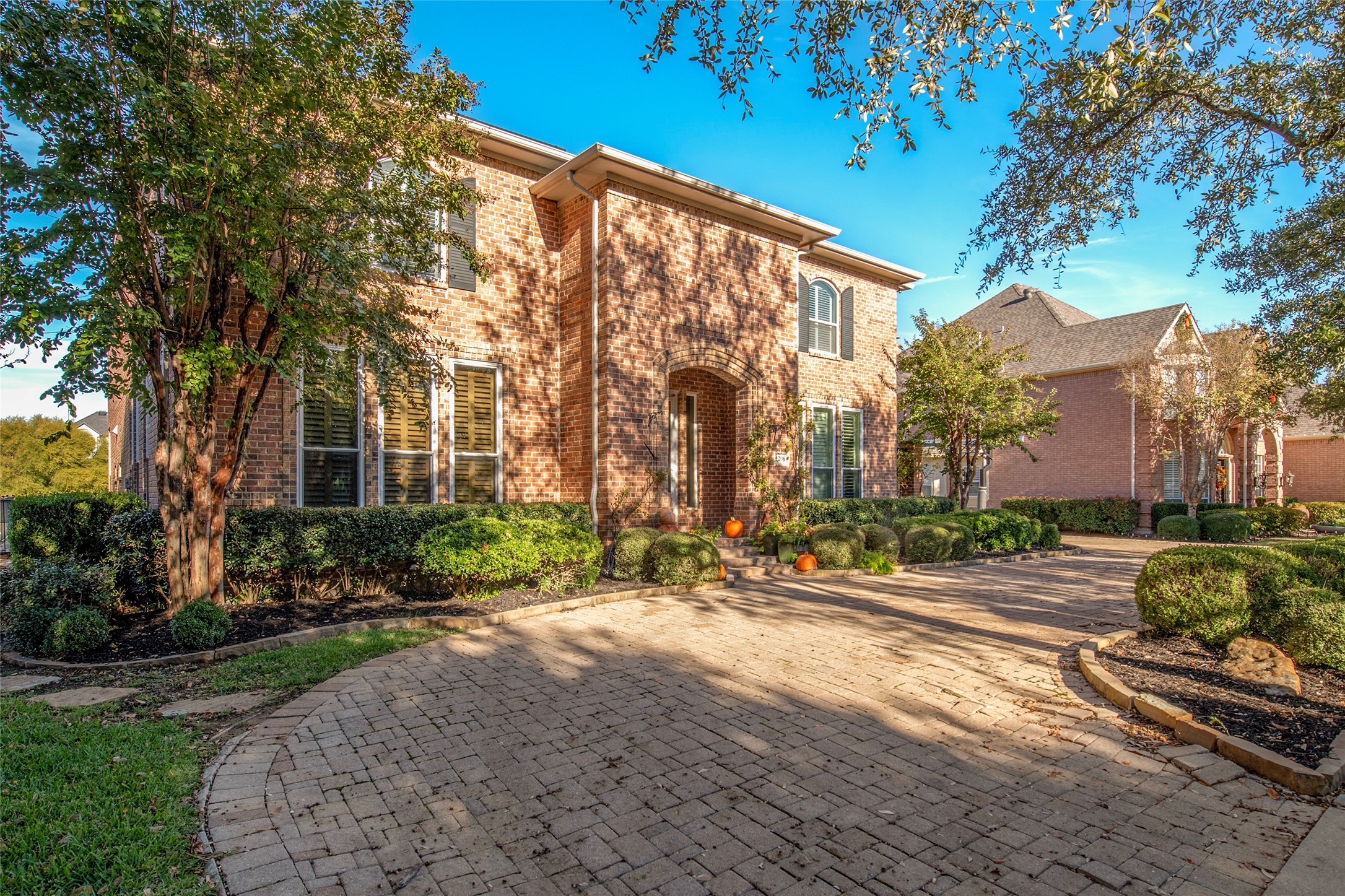 2206 Clearspring Drive N Irving TX 75063