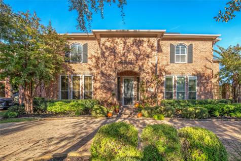 2206 Clearspring Drive N Irving TX 75063