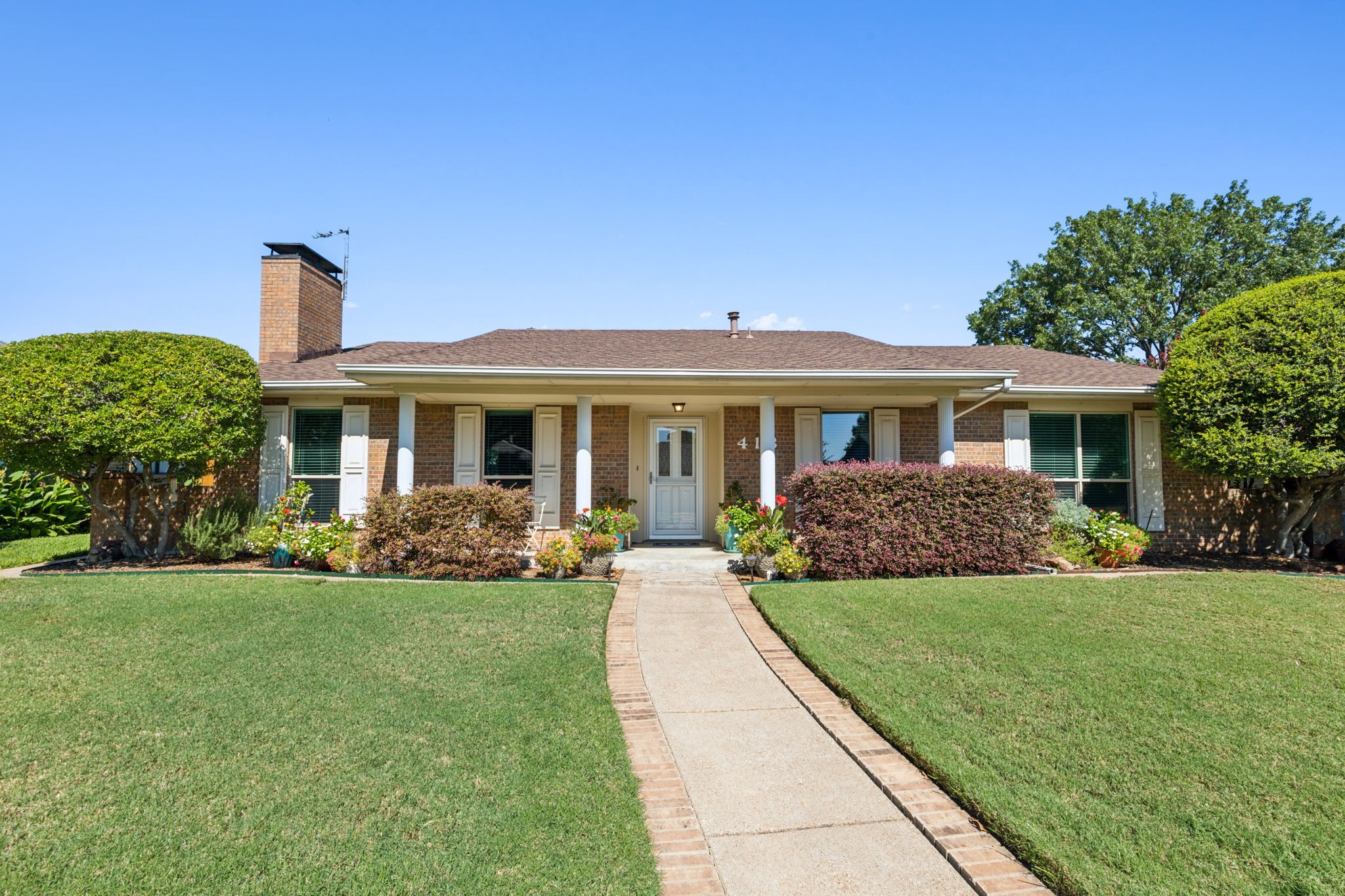 413 Doral Place Garland TX 75043