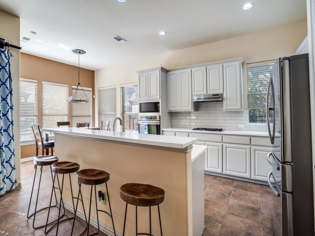 369 Parkvillage Avenue Fairview TX 75069