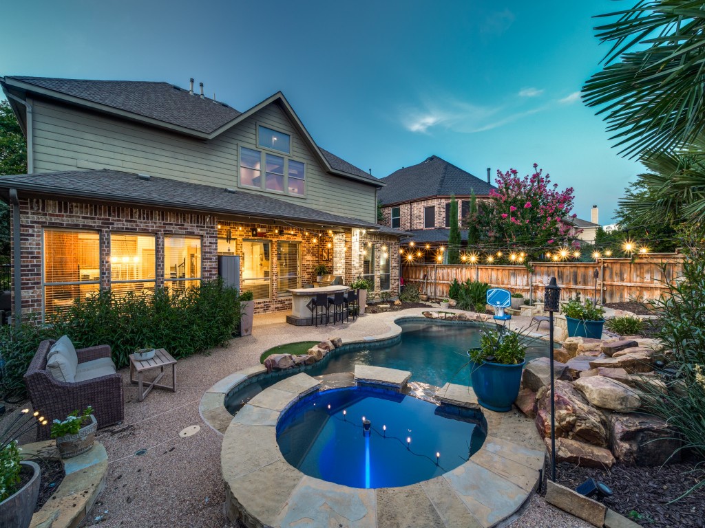 369 Parkvillage Avenue Fairview TX 75069