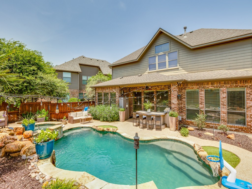 369 Parkvillage Avenue Fairview TX 75069