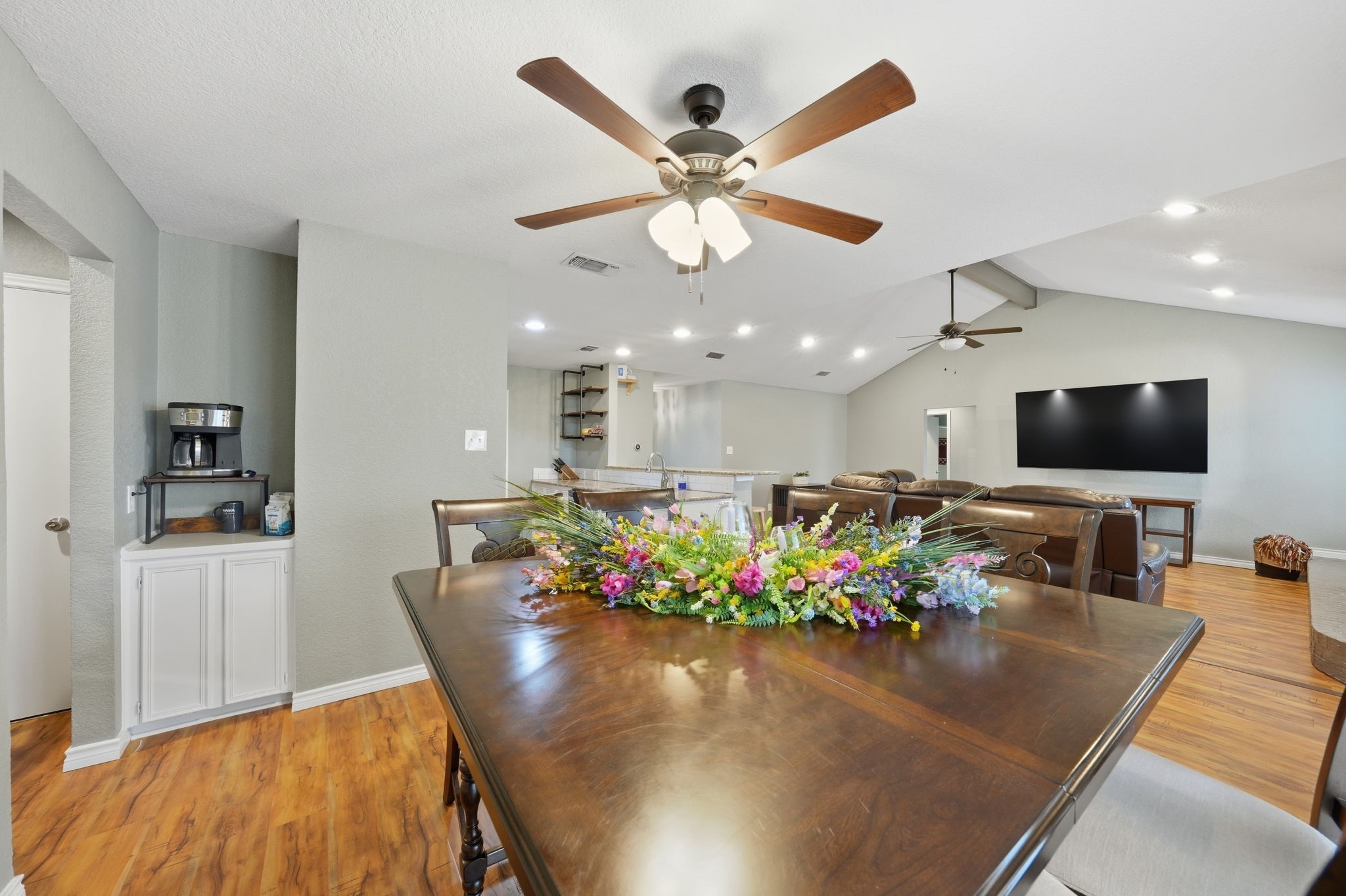 6521 Riviera Drive North Richland Hills TX 76180