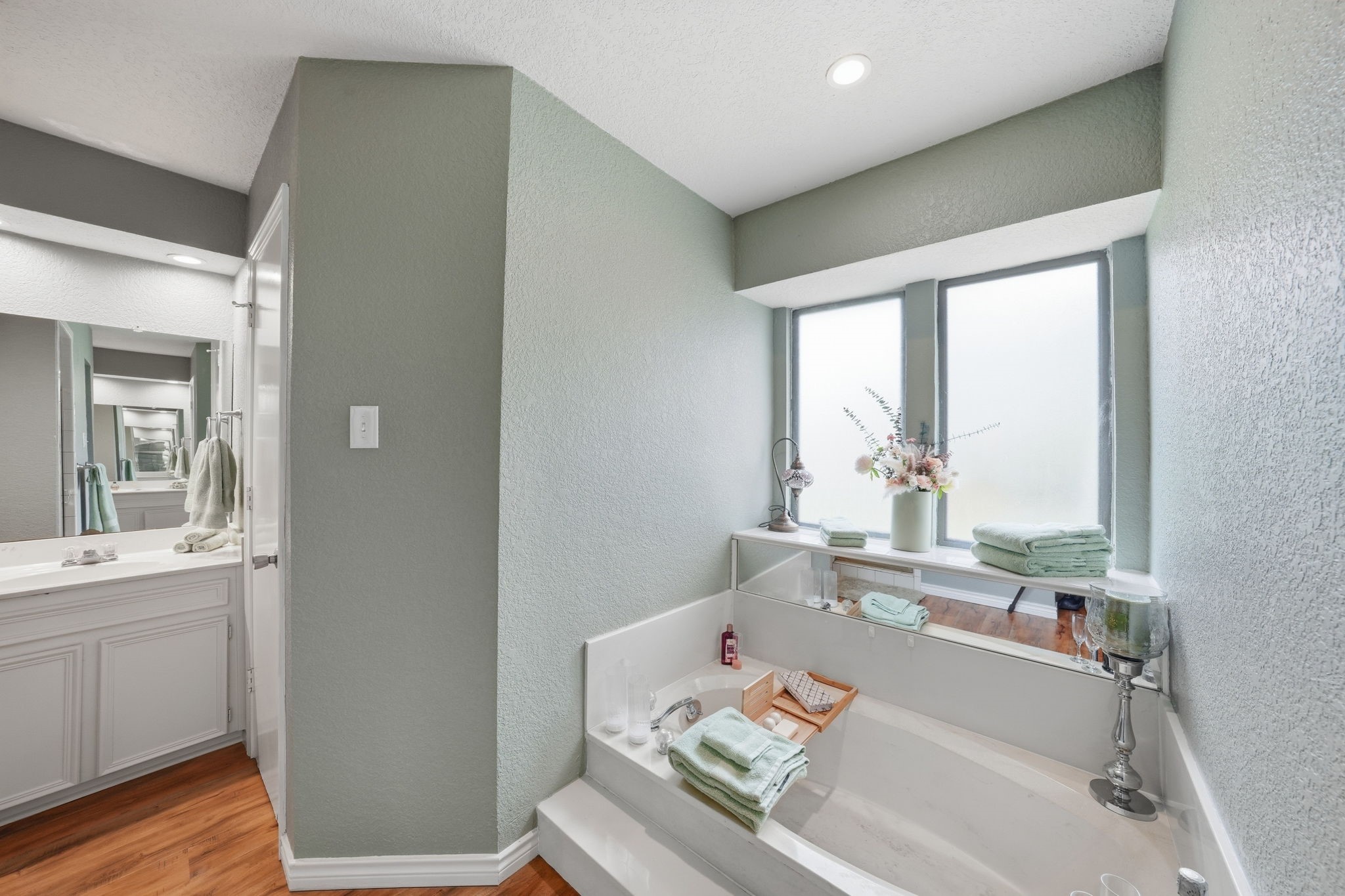 6521 Riviera Drive North Richland Hills TX 76180