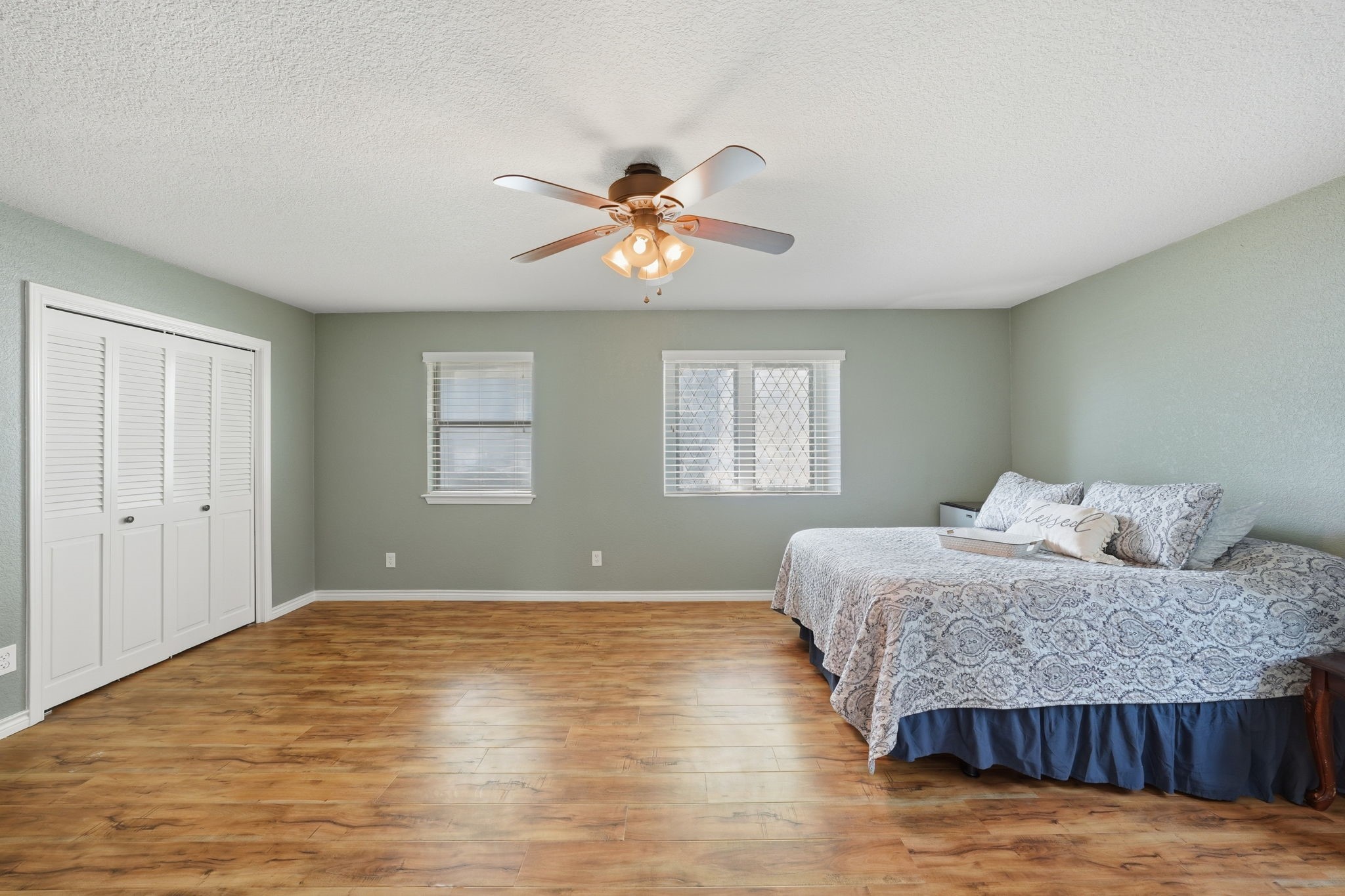 6521 Riviera Drive North Richland Hills TX 76180