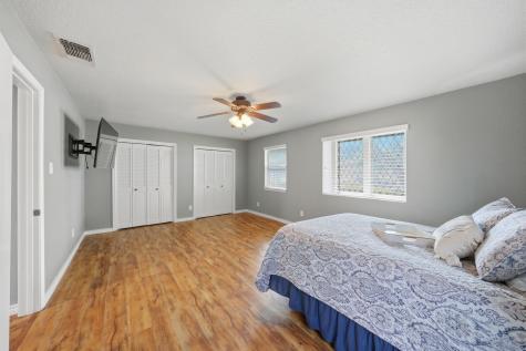 6521 Riviera Drive North Richland Hills TX 76180