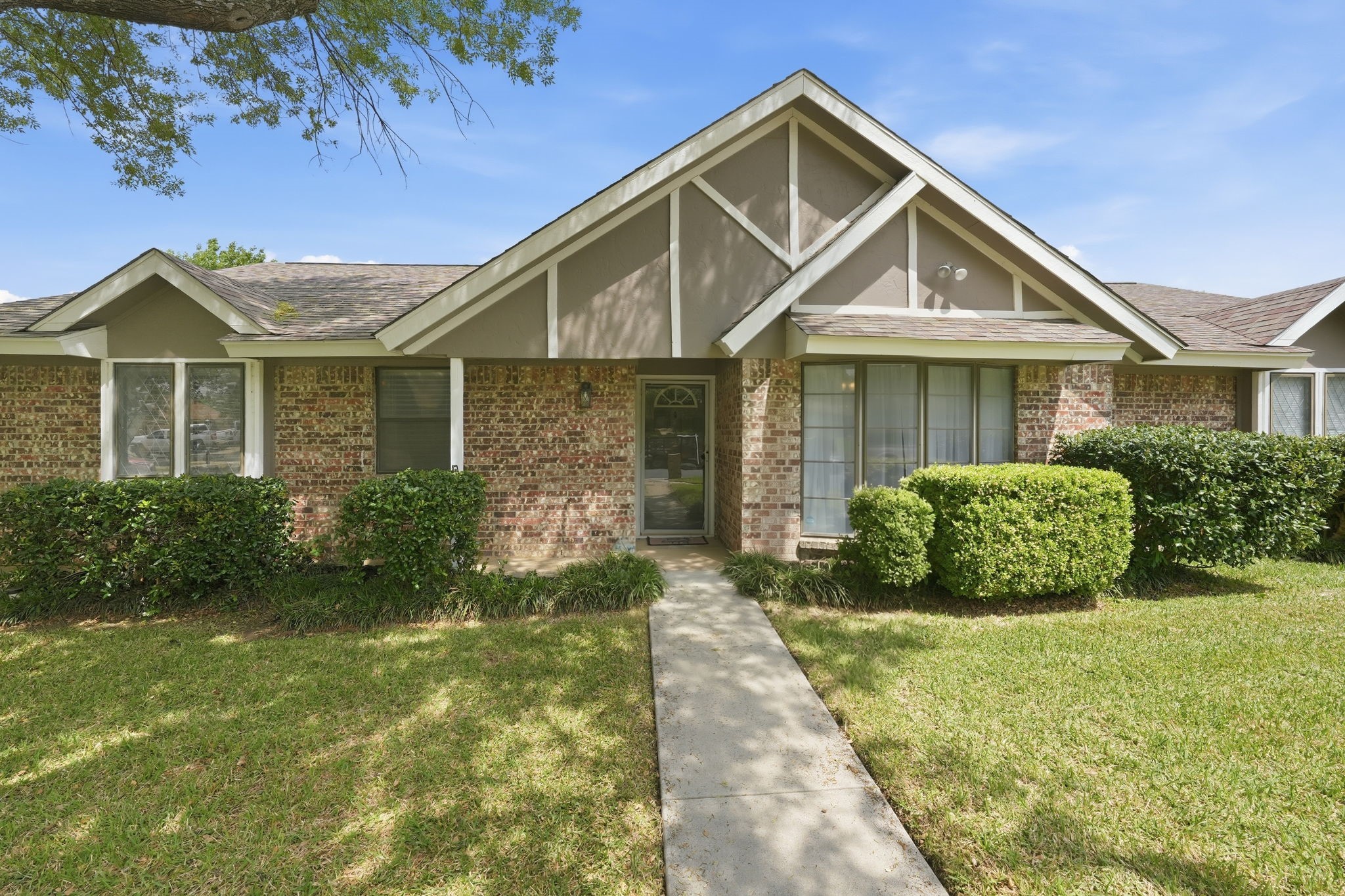 6521 Riviera Drive North Richland Hills TX 76180