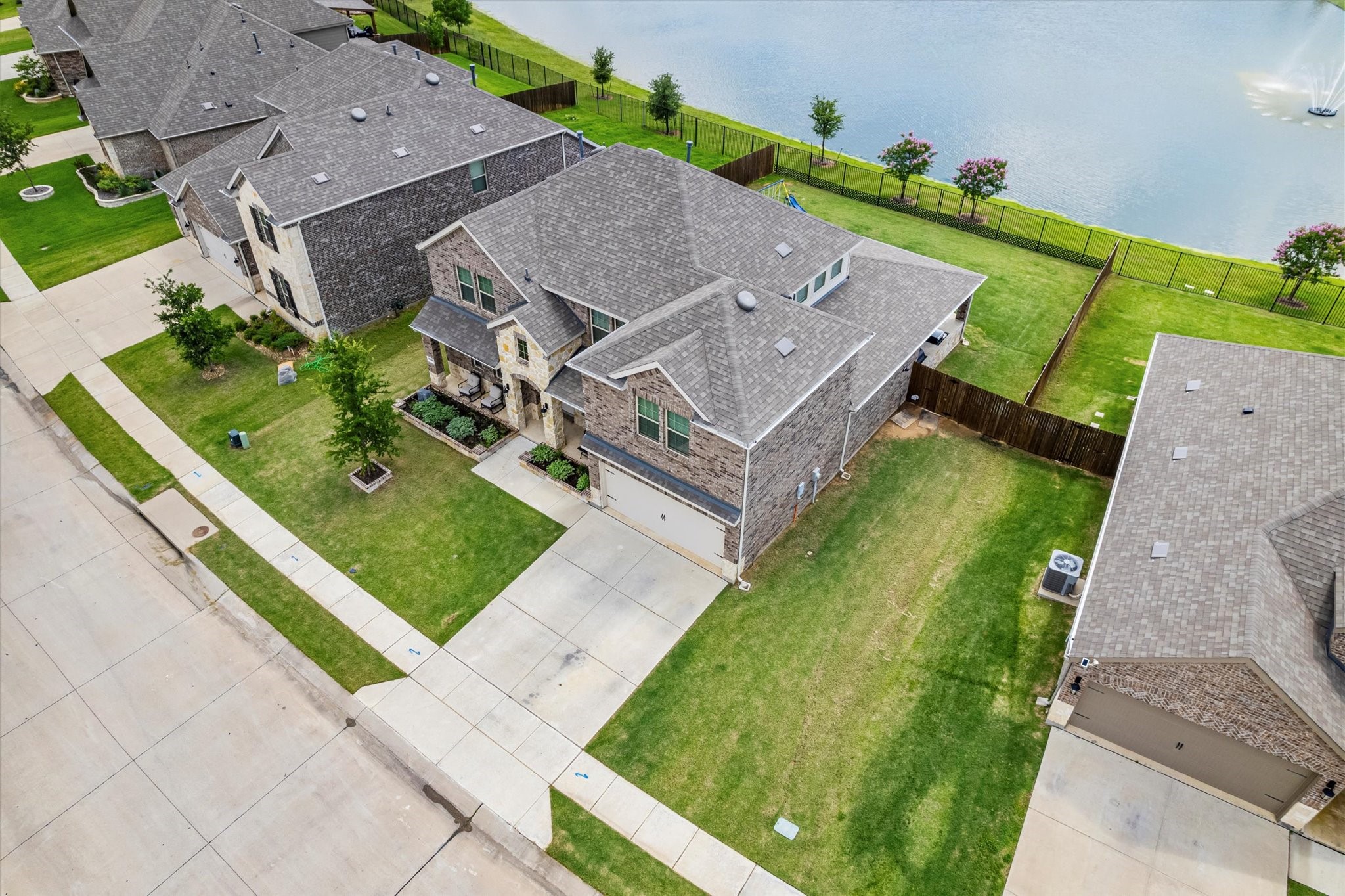2709 Madera Canyon Road Aubrey TX 76227