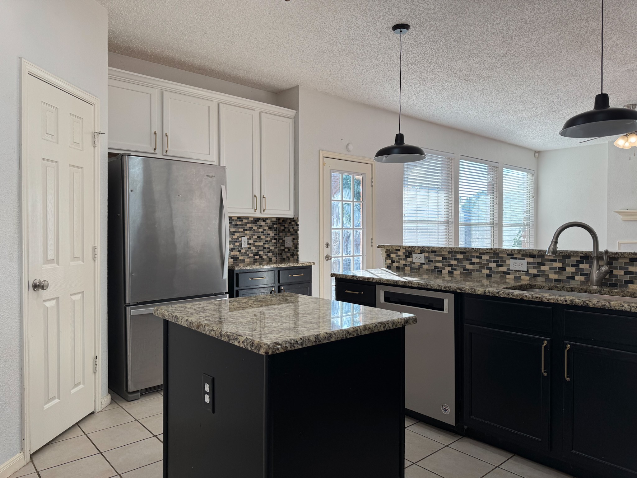 1184 Courtney Lane Lewisville TX 75077