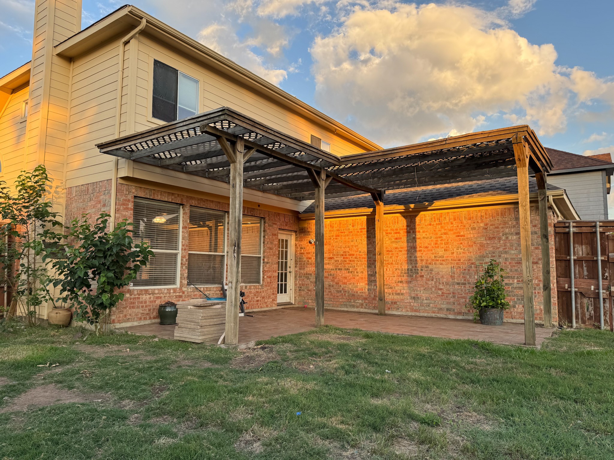 1184 Courtney Lane Lewisville TX 75077