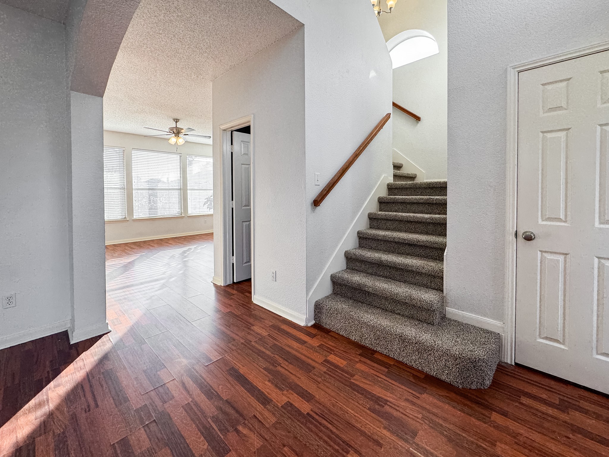 1184 Courtney Lane Lewisville TX 75077