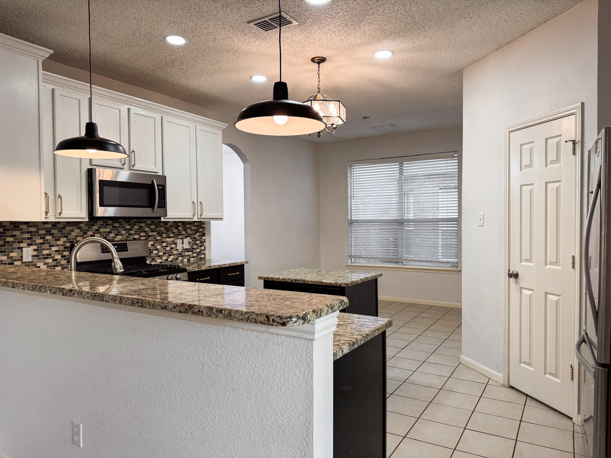 1184 Courtney Lane Lewisville TX 75077