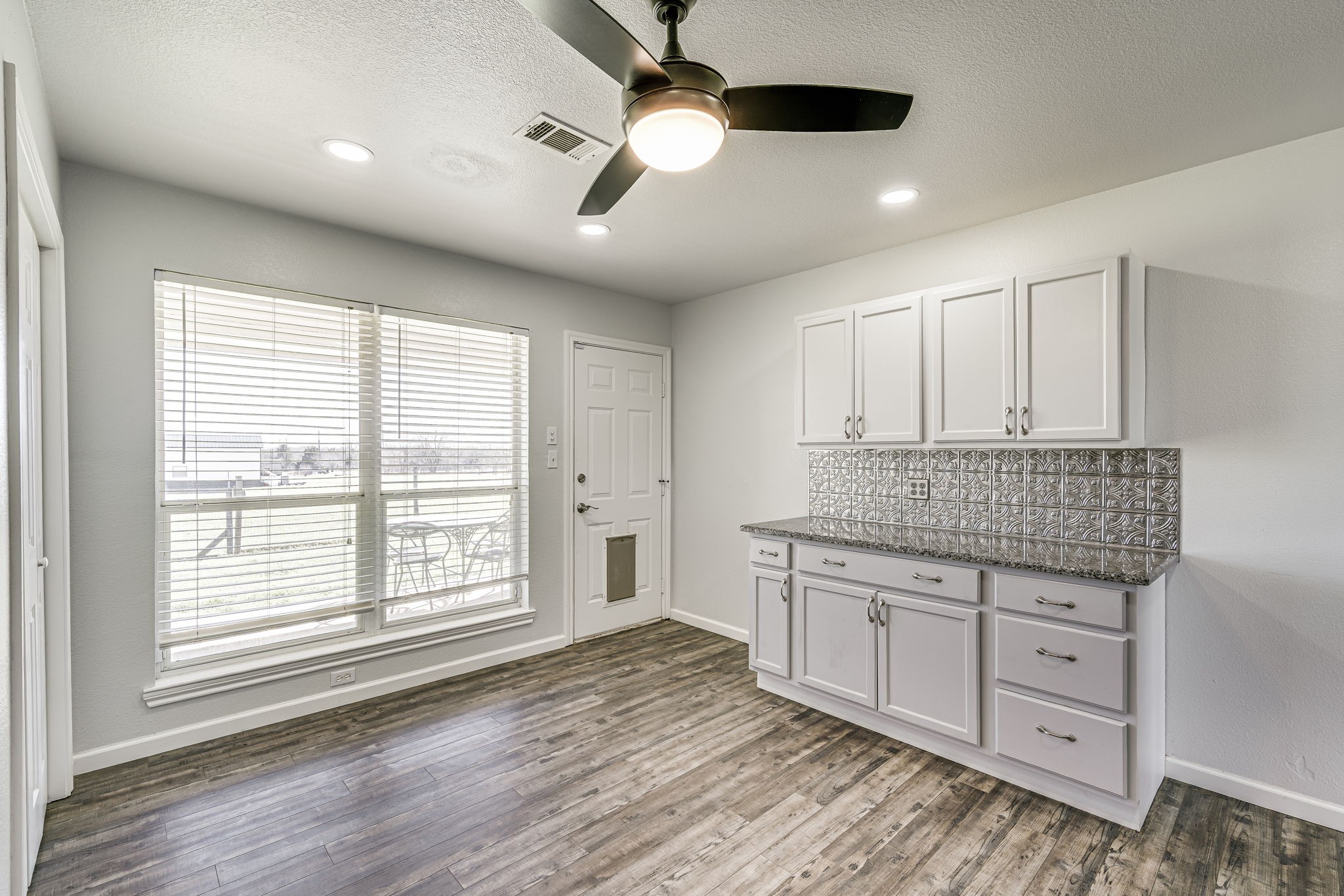 2740 Lexie Lane Waxahachie TX 75167