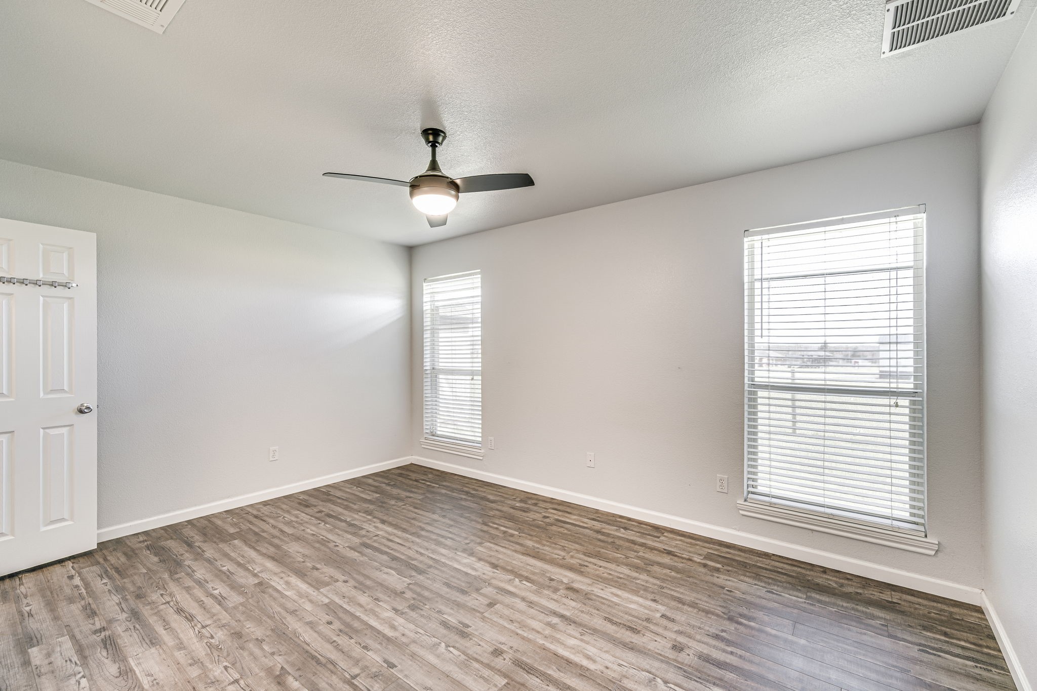 2740 Lexie Lane Waxahachie TX 75167