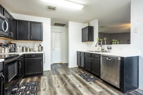 1512 Golden Grass Drive Lancaster TX 75134