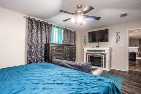 1512 Golden Grass Drive Lancaster TX 75134