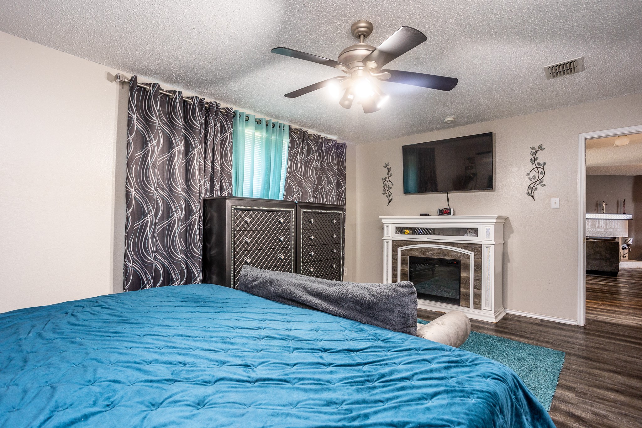 1512 Golden Grass Drive Lancaster TX 75134