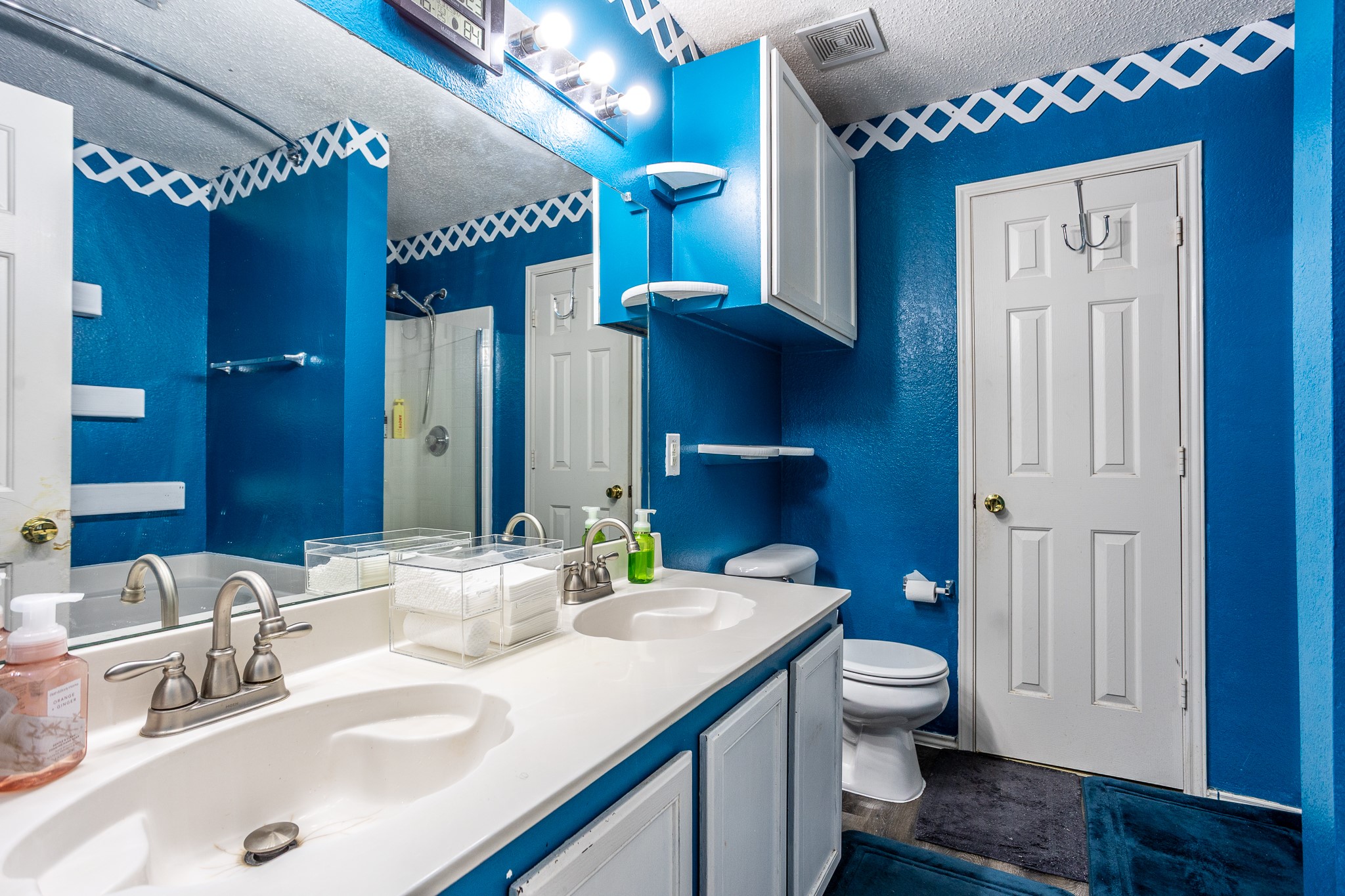 1512 Golden Grass Drive Lancaster TX 75134