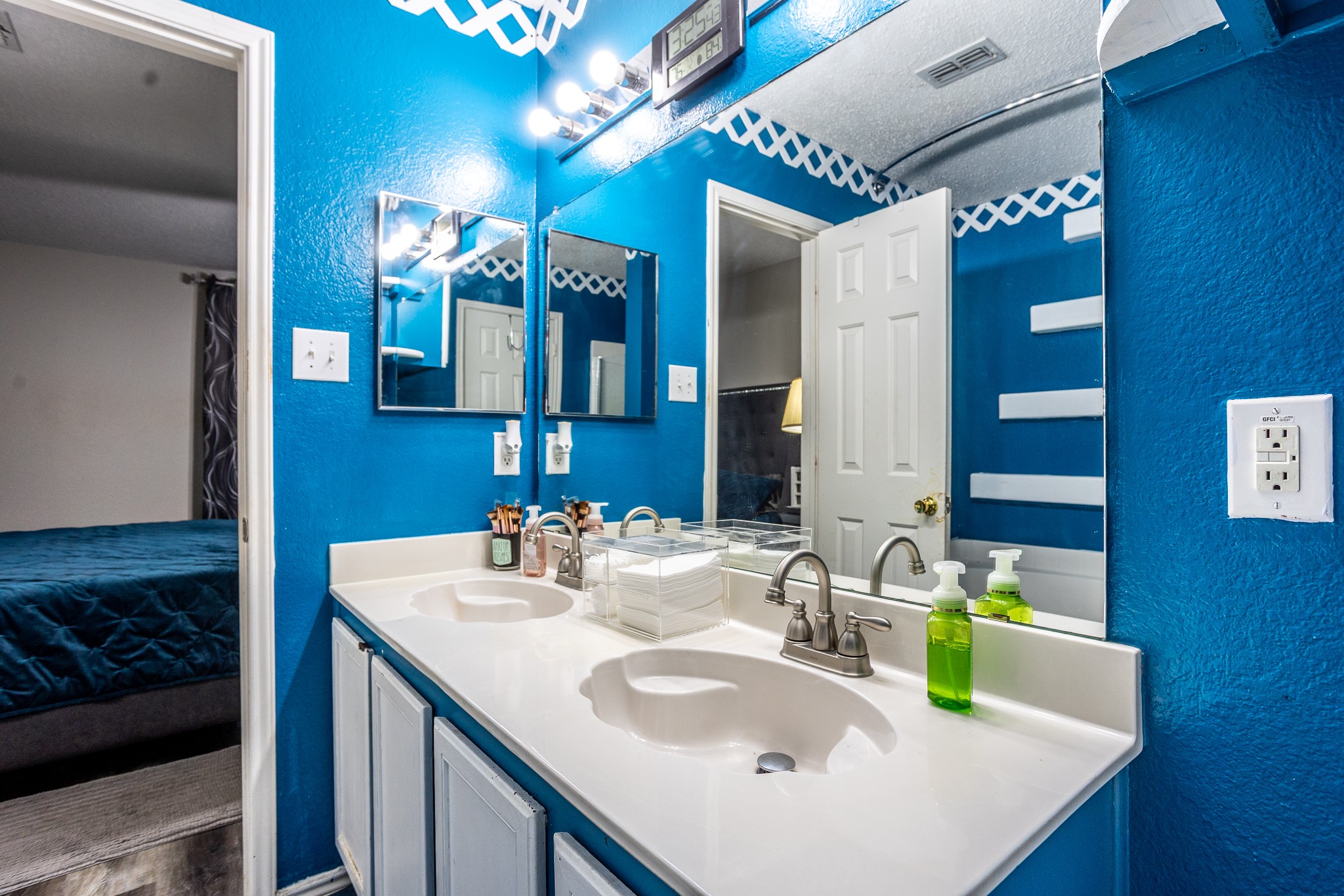 1512 Golden Grass Drive Lancaster TX 75134
