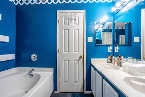 1512 Golden Grass Drive Lancaster TX 75134