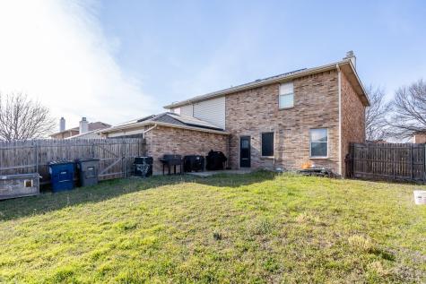 1512 Golden Grass Drive Lancaster TX 75134