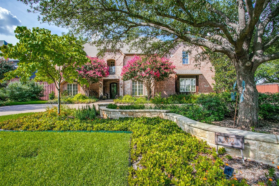 6239 Dykes Way Dallas TX 75230
