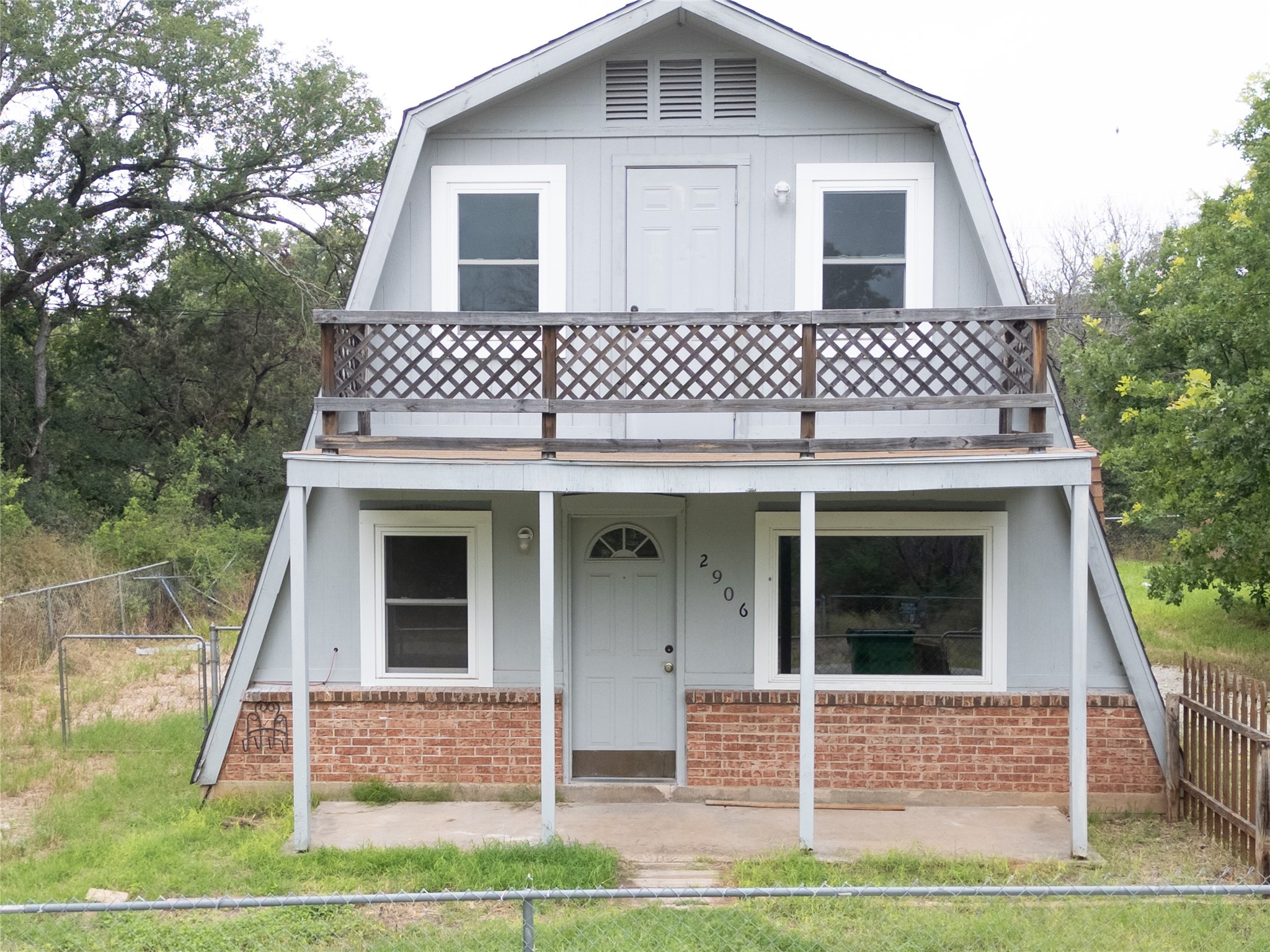 2906 Cedarhill Street Granbury TX 76048