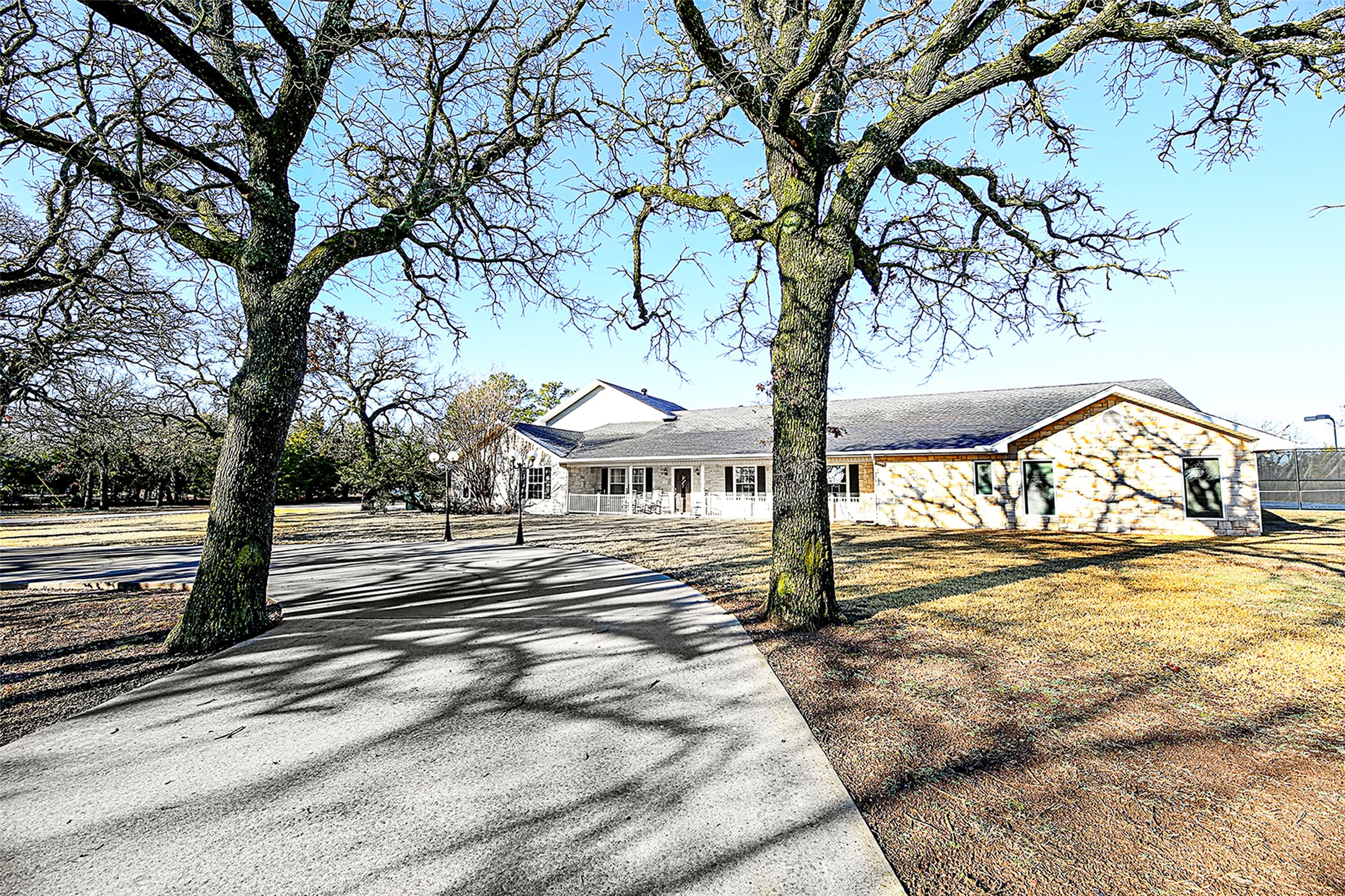 2823 Fm 1816 Bowie TX 76230