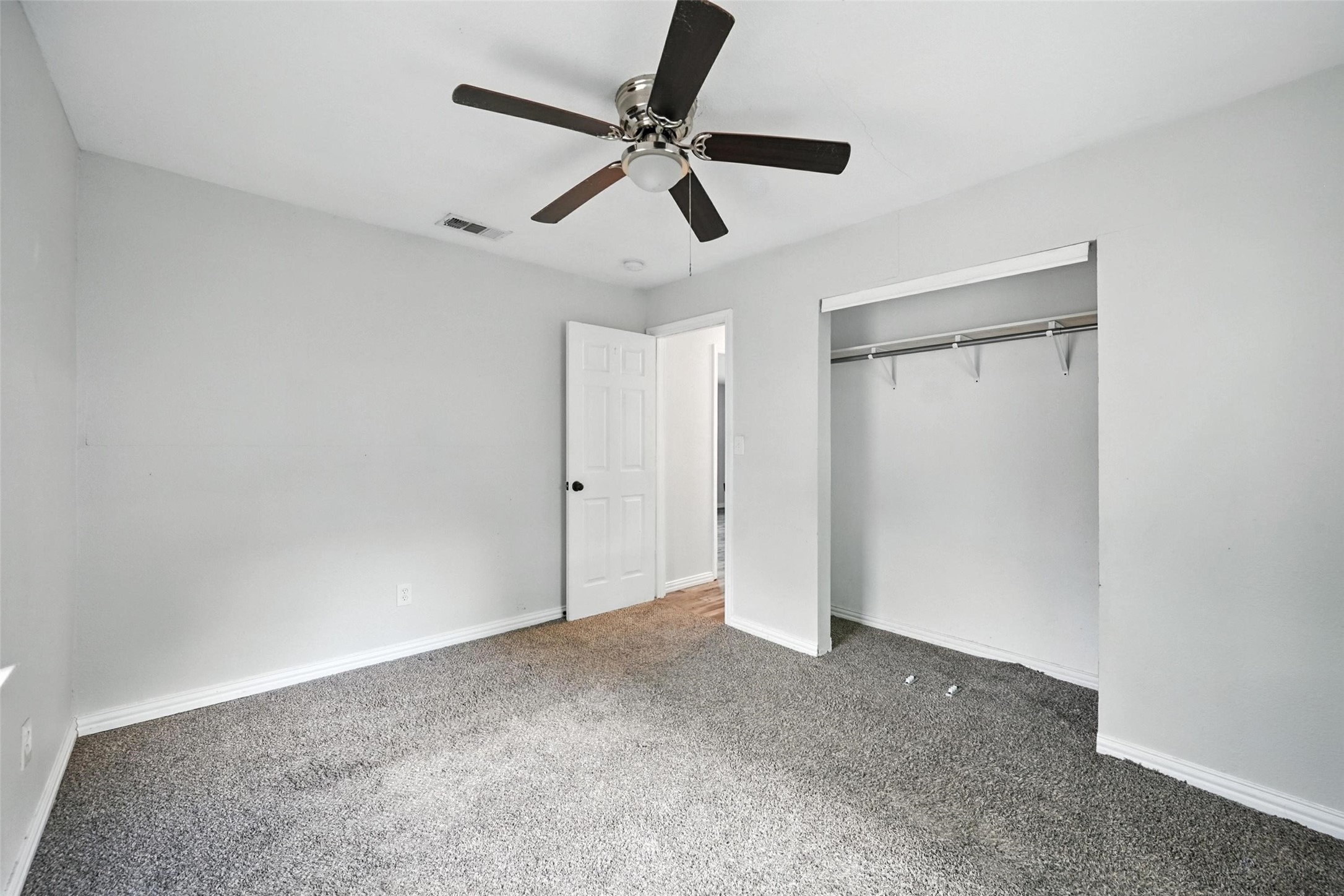 734 Thompson Drive Lake Dallas TX 75065