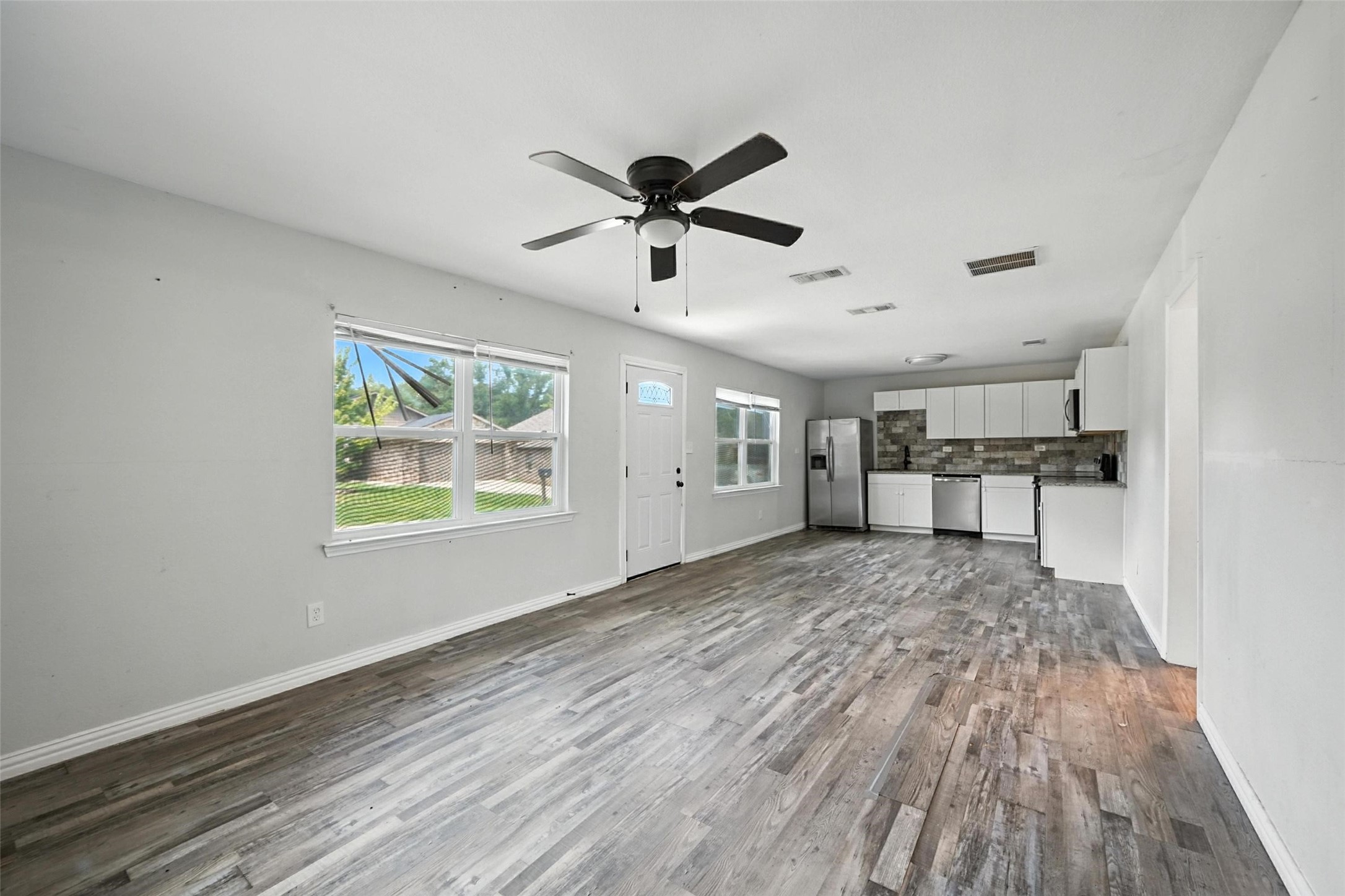 734 Thompson Drive Lake Dallas TX 75065