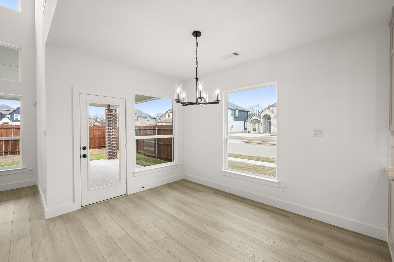 341 Loretta Lane Burleson TX 76028