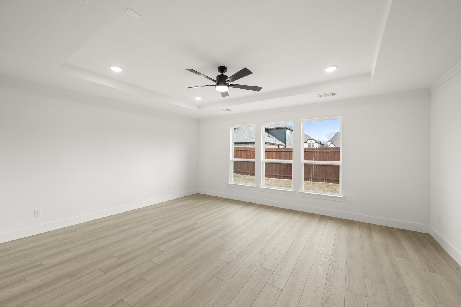 341 Loretta Lane Burleson TX 76028