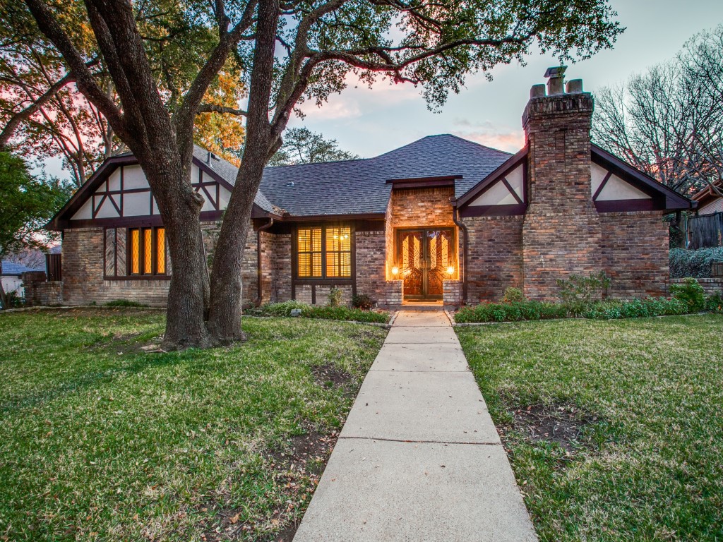 9015 Glen Springs Circle Dallas TX 75243